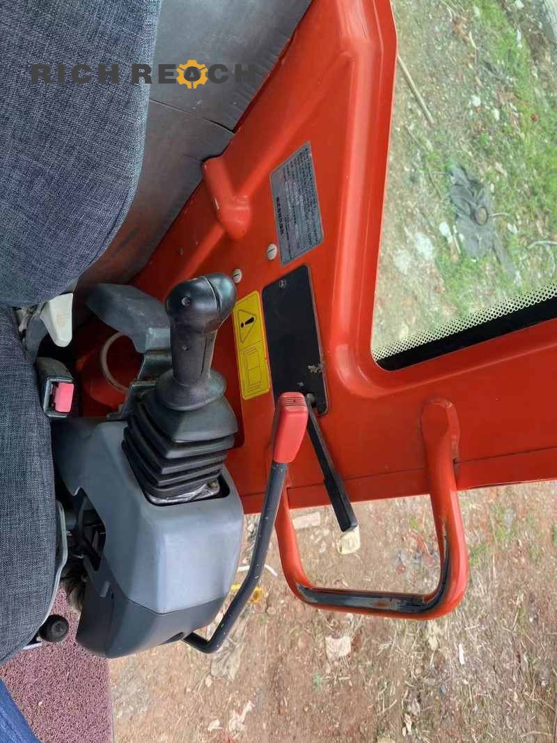 Close-up of bucket teeth on 2025 Kubota KX185-3 used excavator, low-hour machine, $16,667
